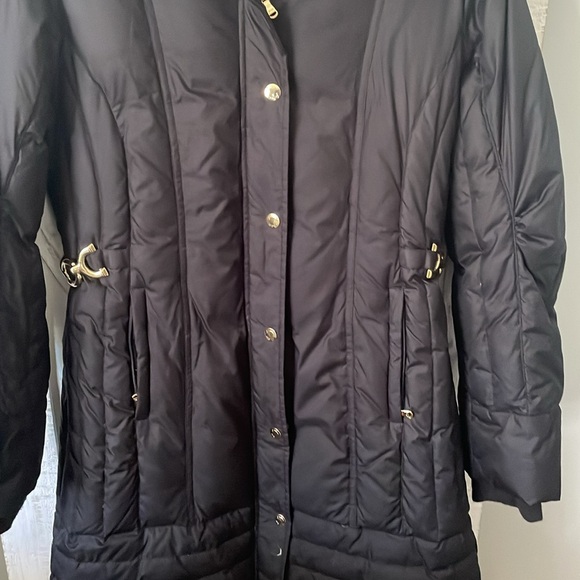 Woman’s Guess Black Jacket - Picture 6 of 13